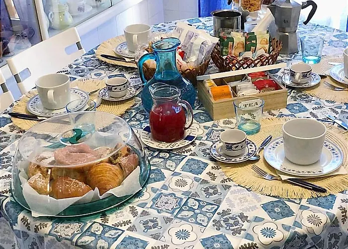 Di Mare Couette-café